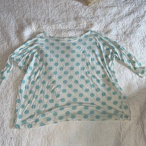 Women’s Flowy athletic top